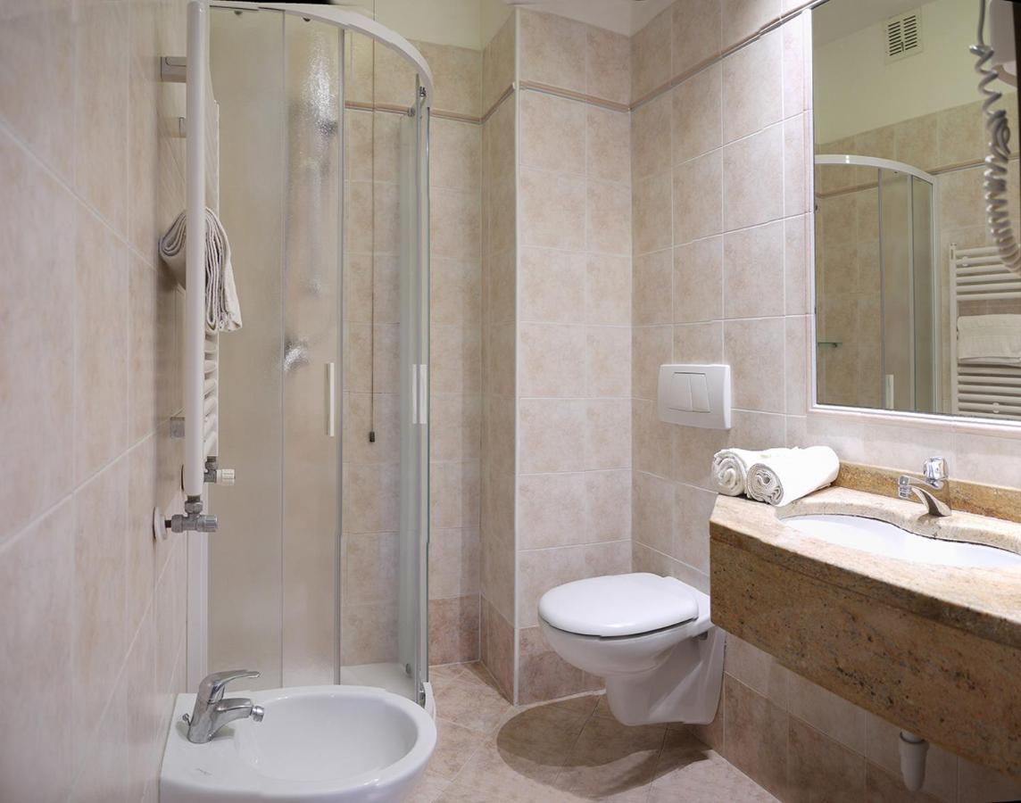 Hotel Rotonda 3*